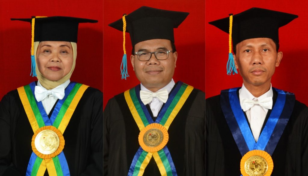 DARI Kiri: Prof. Dr. Umi Athiyah, M.S., Apt, Prof. Dr. Dwi Setyawan, S.Si., M.Si., Apt., dan Prof. Dr. Purkan, S.Si., M.Si. (Dok. PIH UNAIR)